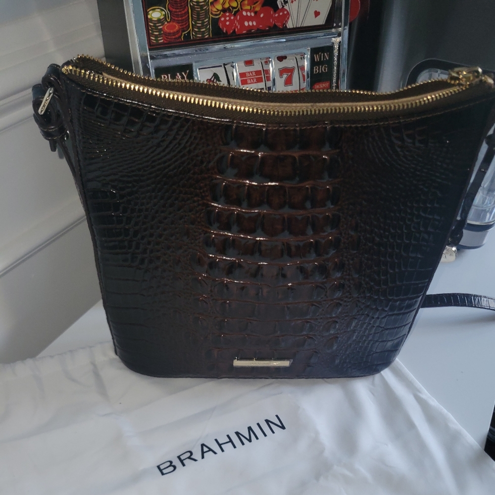 PURSE - Picture 2 of 2